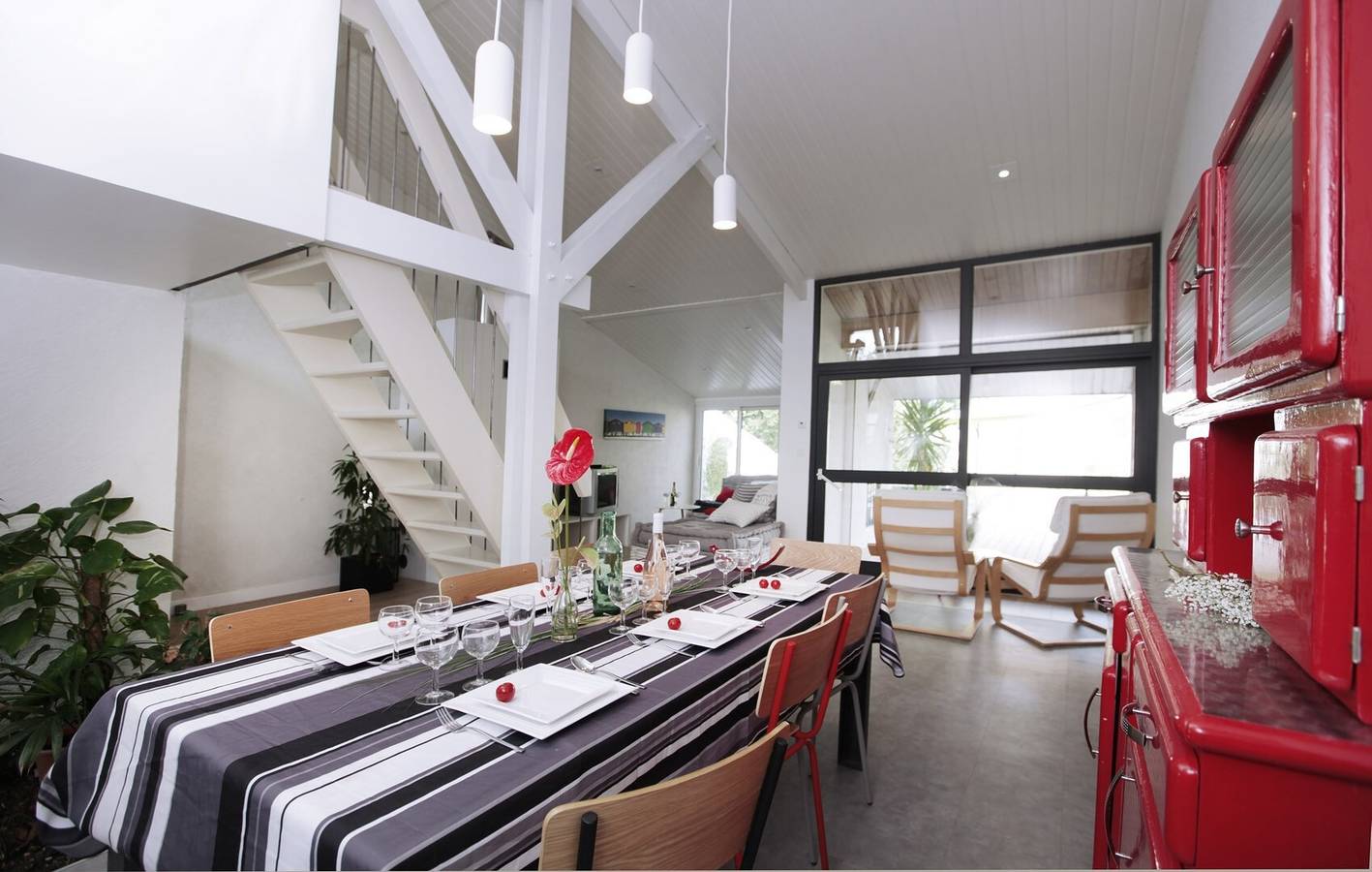 Apartamento entero, Escapada en Villa en Saujon – 170 m², Jardín, Cerca de Playas y Viñedos, Ideal para 9 Personas in Saujon, Côte de Beauté