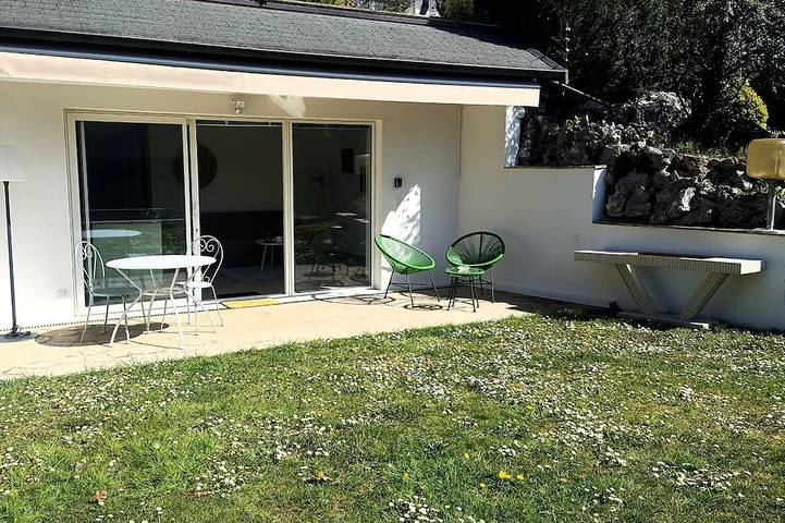 Apartamento de vacaciones para 4 personas, con jacuzzi y jardín además de piscina y terraza - 1