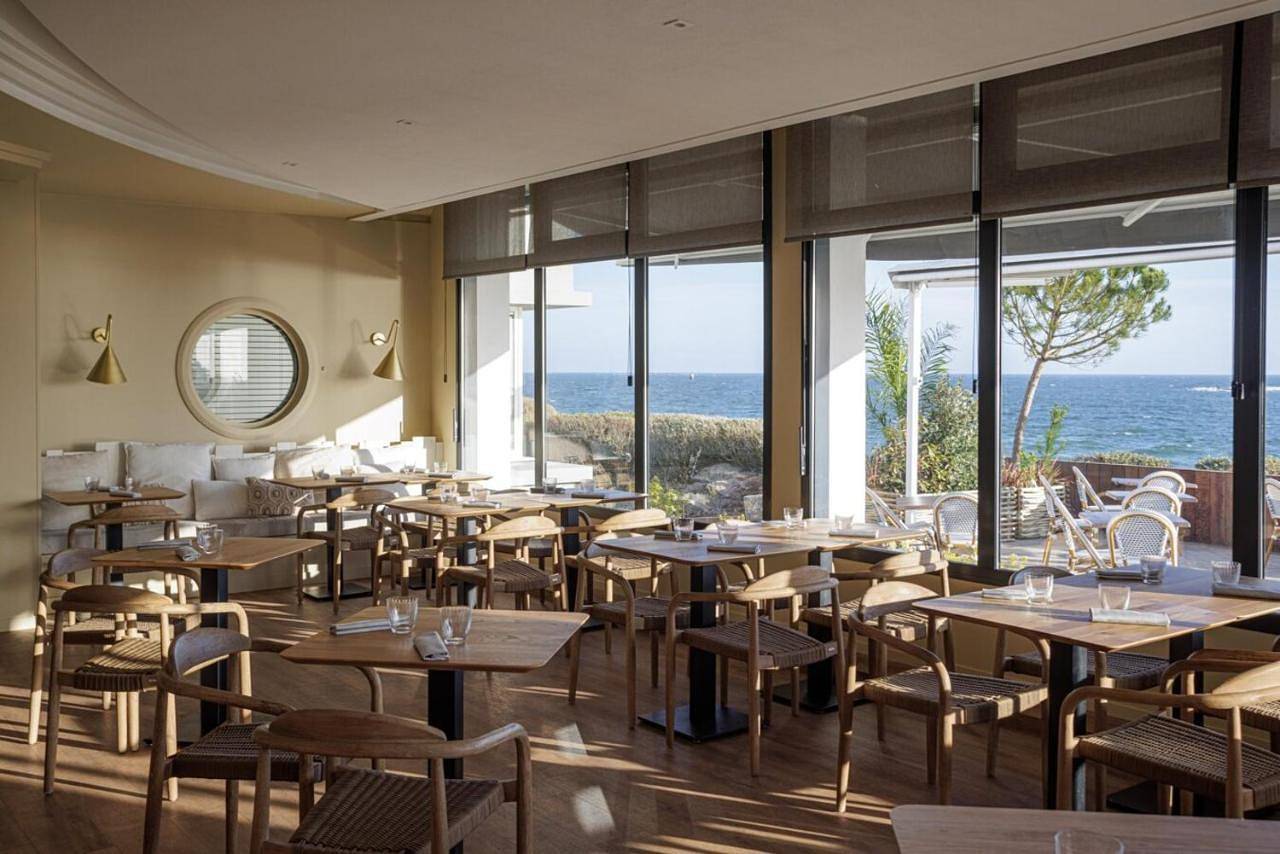 Logis Hôtel Les Mouettes Restaurant Erin - Larmor Plage, Proche de Lorient in Larmor-Plage, Côte des Mégalithes