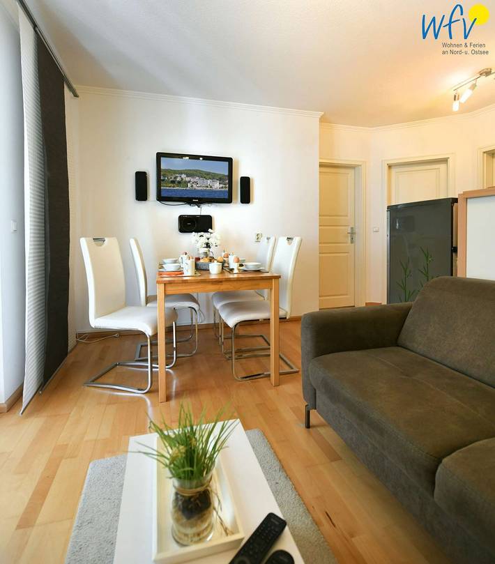 Ferienwohnung für 4 Personen, mit Balkon in Binz - 2