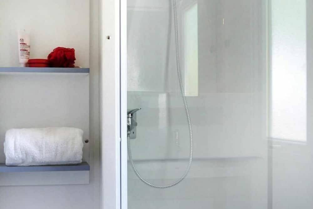 Precioso apartamento en villa para 5 personas con piscina, A/C, Wifi y terraza in Balatonfüred, Balatonfüredi járás