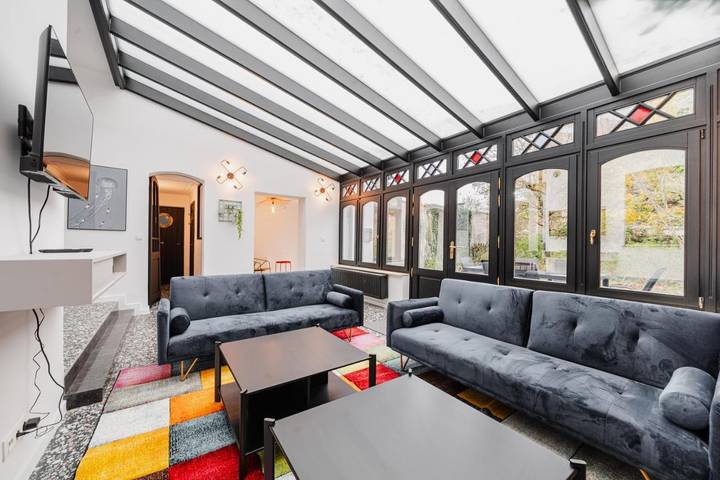 Villa pour 14 personnes, avec terrasse et jardin, animaux acceptés dans Hainaut
