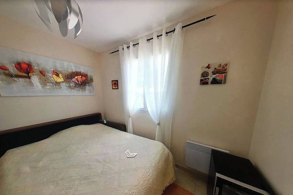 Air-conditioned villa, pool and 3 bedrooms with garden in Le Thoronet, Draguignan region