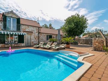 Maison De Vacances pour 8 Personnes dans Marina, Split-Dalmatie, Photo 2