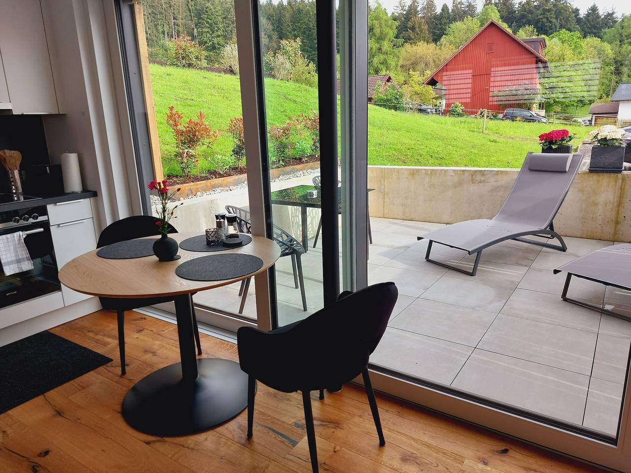 Vvakantiewoning “ 1 kamer met terras”, eigen terras en Wi-Fi, foto 10