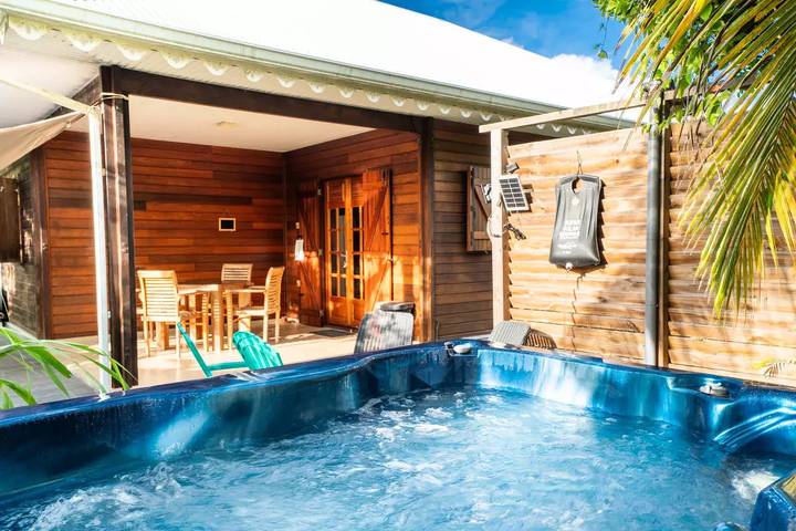 Camping für 4 Personen, mit Pool und Garten in der Karibik