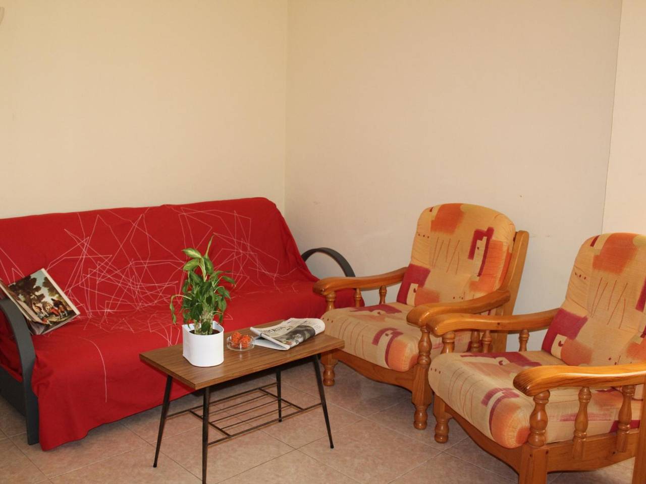 Apartamento entero, Apartamento acogedor a 100m de la playa en Llançà, con Wifi y renovado in Llansá, Alt Empordà