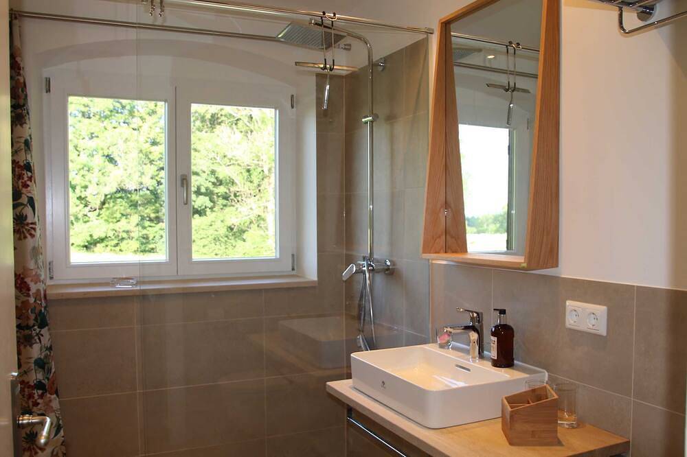 Ganze Wohnung, Ferienhaus Enke nahe Tegernsee - Ferienhaus Enke in Miesbach, Alpenland Tegernsee Schliersee