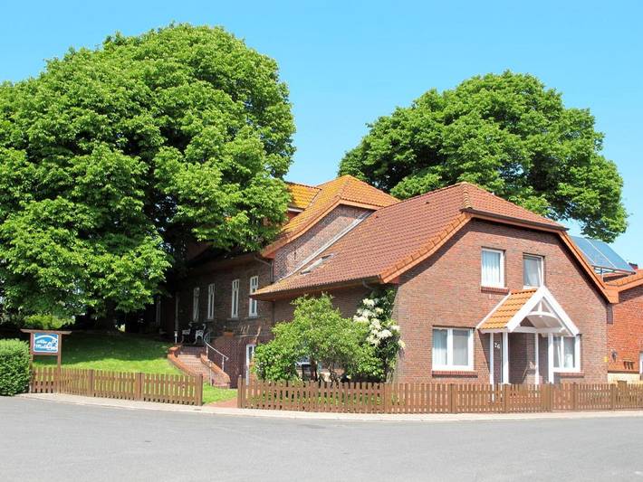 Ferienwohnung für 4 Personen, mit Terrasse und Garten in Friederikensiel