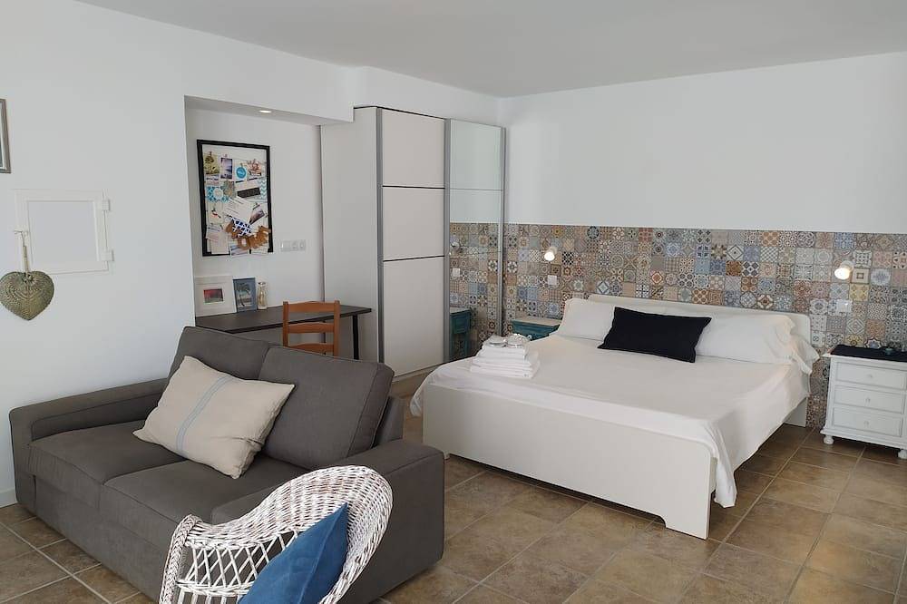 Quintero Suites (Verol Et Nopal) 2 Couples? Réserver Les Deux Suites in San Bartolomé, Lanzarote