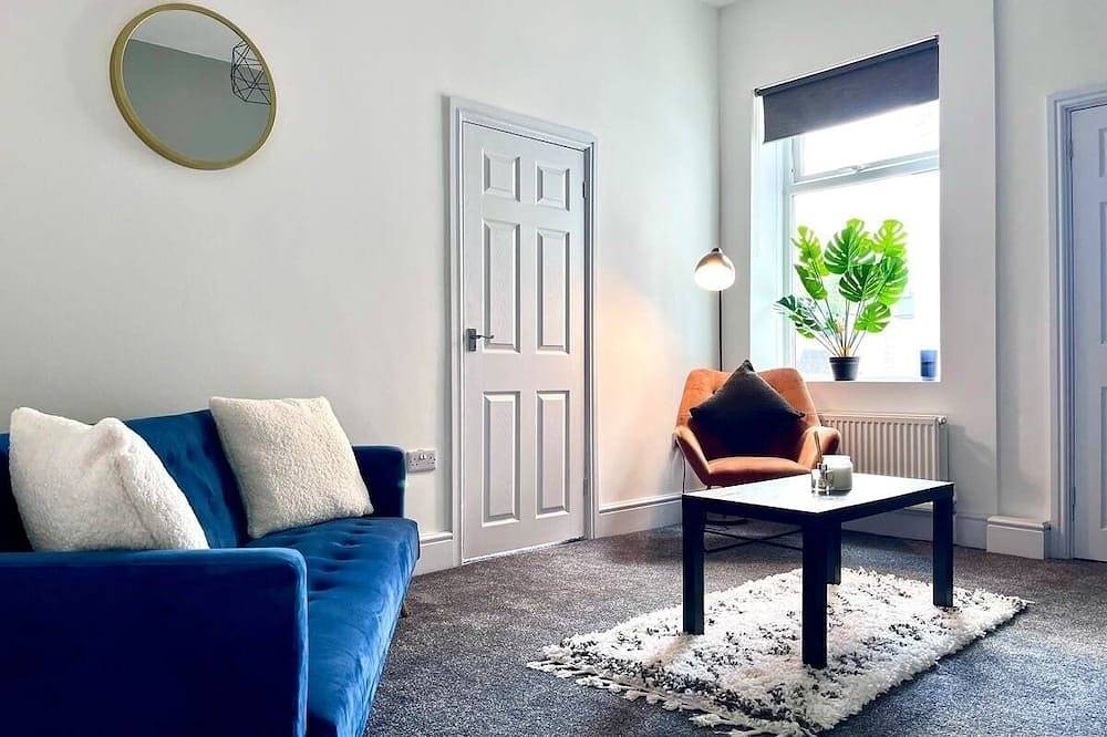 Devonshire- 2 Bdrm House Contractor Accommodation in Sunderland