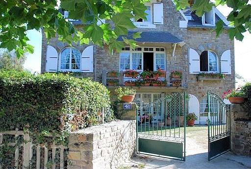 Le Clos des Ombrages - Chambre La Rose in Carnac Plage, Carnac