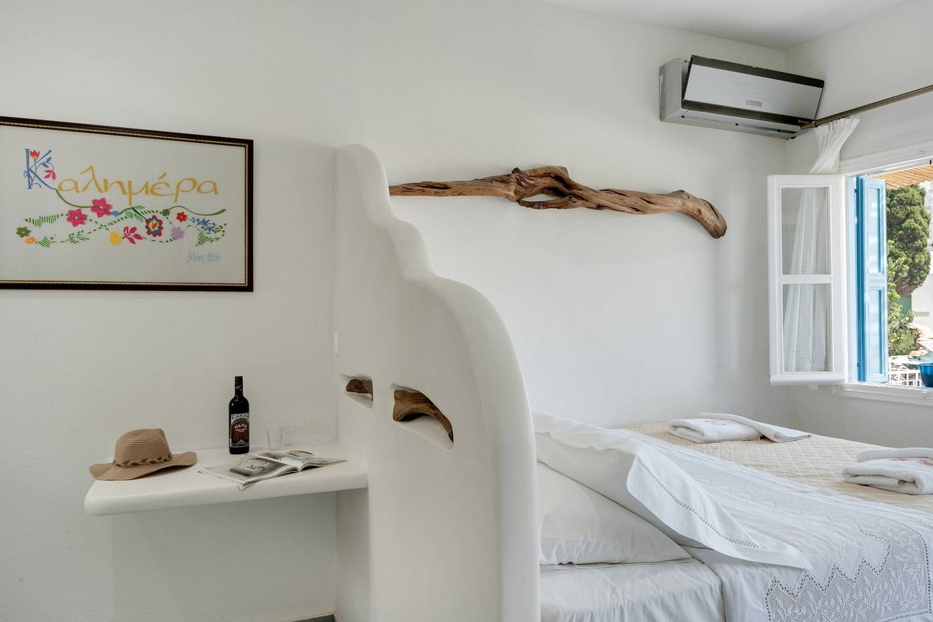Studio entier, Studio "Politimi's N2" avec vue sur la montagne, Wi-Fi et climatisation in Amorgos