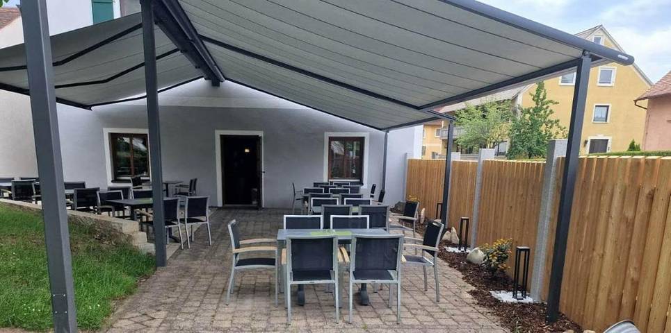 Hotel für 2 Personen, mit Terrasse in Absberg - 3