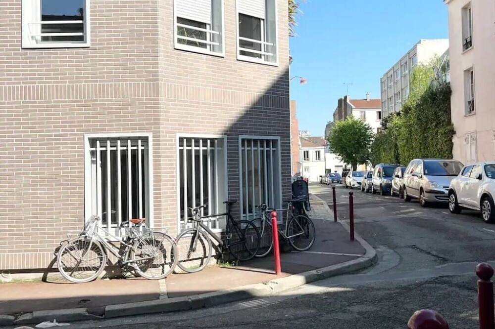 Little love nest in Paris, Ile de France