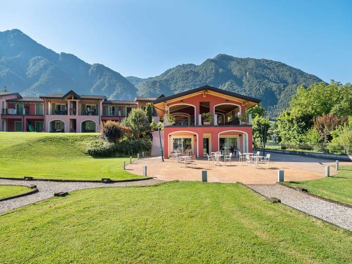 Ganze Wohnung, Wohnung in Idro mit See- und Bergblick in Idro, Gardasee-Berge