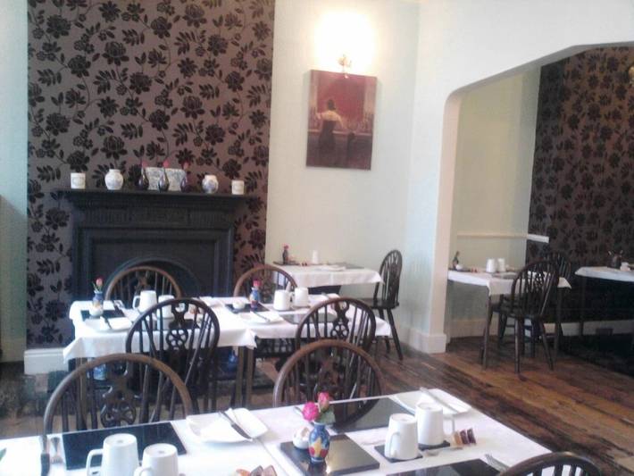 Bed and breakfast for 3 people on the Isle of Wight