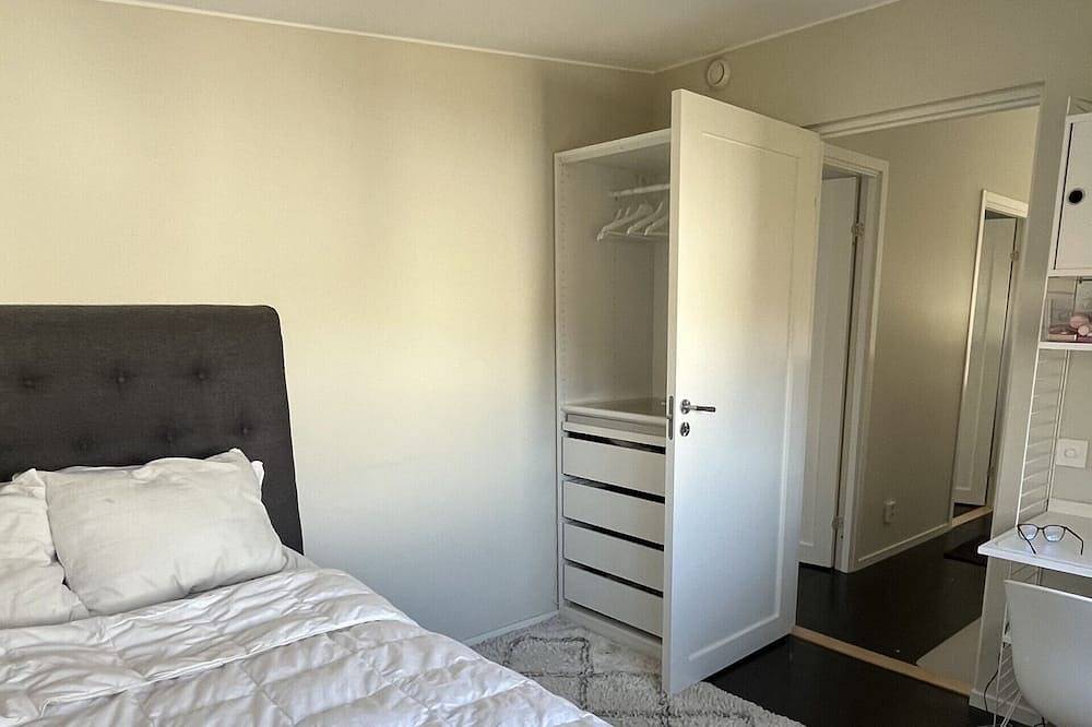 Villa in Stockholm am Meer unweit der Schären mit Badeplatz in Nacka, Stockholmer Schärengarten