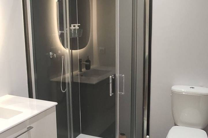 Ganze Wohnung, Studio-Deluxe-Ensuite mit Bad in Ancenis, Loire-Tal