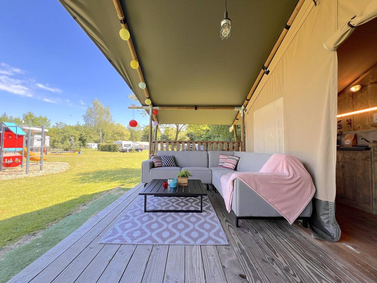 Luxus-Glamping im Funpark auf der Veluwe
 in Veluwe