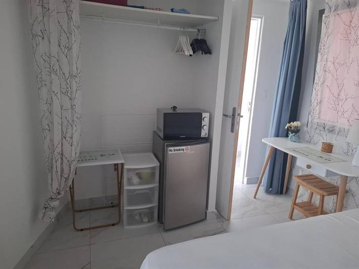 Gîte pour 2 personnes, avec bassin pour enfant ainsi que jardin et piscine dans Nettlé Bay - 2