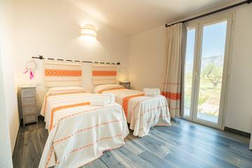 Holiday Home for 6 People in Lòcula, Nuoro Province, Photo 2