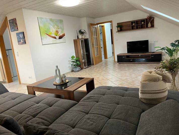 Ferienwohnung für 4 Personen, mit Balkon und Terrasse sowie Garten und Ausblick