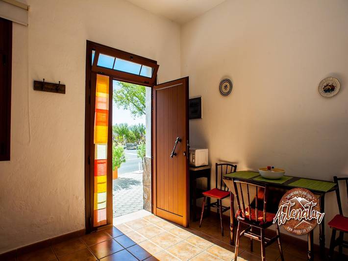 Authentic Artenara Cave Retreat in Artenara, Artenara (municipality)