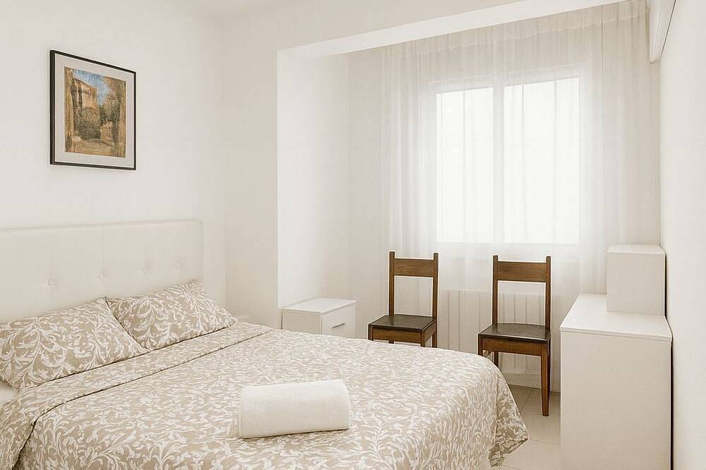 Ganze Wohnung, Newly renovated apartment near the sea in Sant Adrià de Besòs, Barcelonès