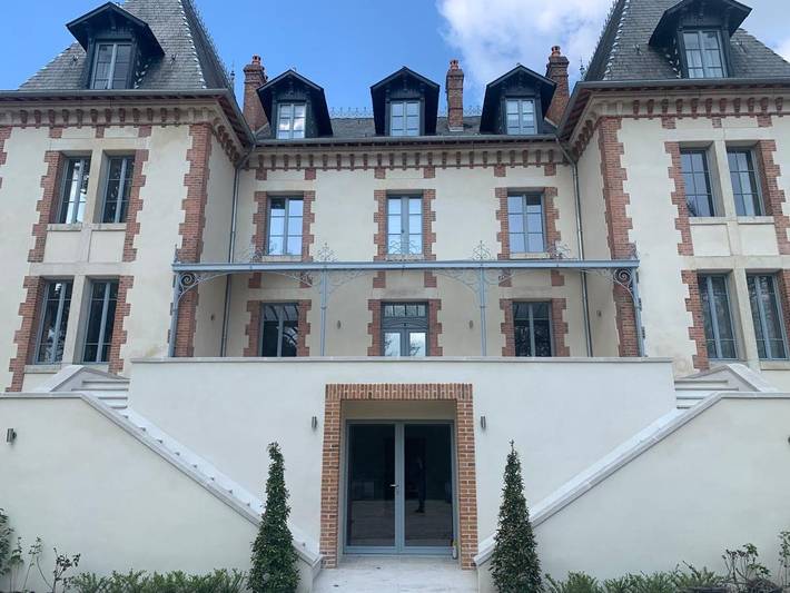 Maison d’hôte pour 2 personnes, avec sauna ainsi que vue et jardin dans le Cher