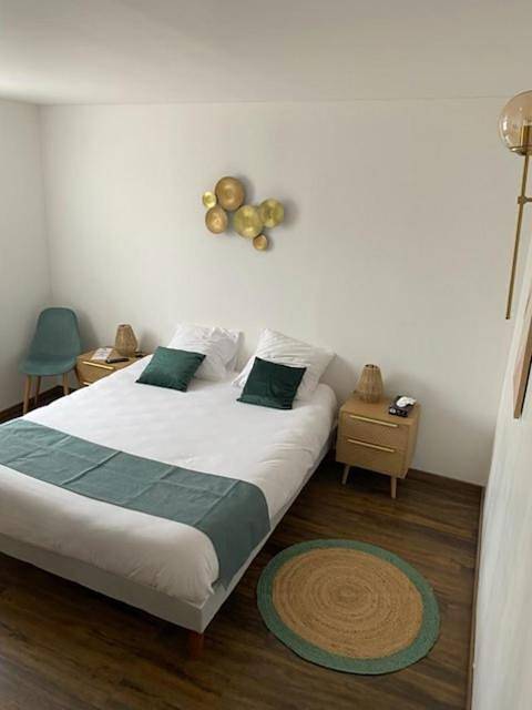 Hotel para 3 personas, con jardín - 1