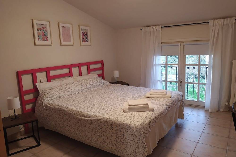 Apartamento entero, 2 Bedroom Apartment in Castelfranco D'oglio in Drizzona, Provincia de Cremona