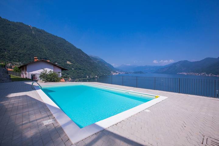 Ganze Wohnung, Residence degli Oleandri 6A in Argegno, Gemeinde Argegno