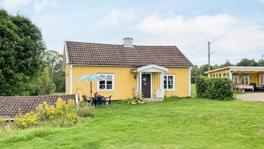 Ferienhaus für 4 Personen, mit Garten in Hultsfreds und Umgebung