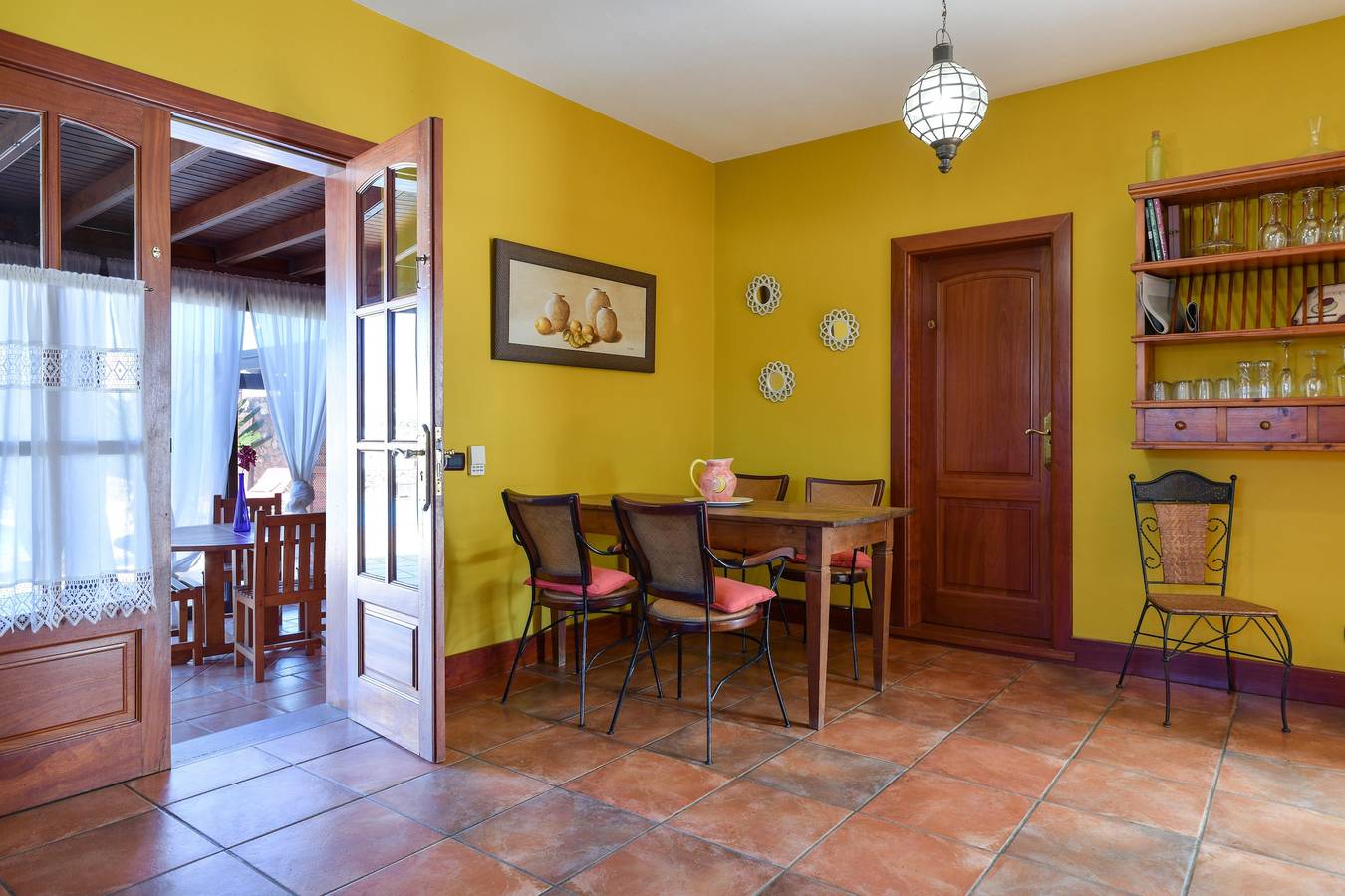 Prachtige villa La Petit met zwembad, terras, tuin en Wi-Fi, foto 13