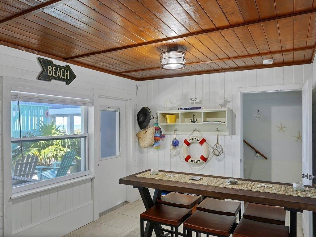 Nur wenige Schritte vom Strand entfernt trifft Queen Mary das Clearwater Beach Paradies in Belleair Beach, Pinellas County