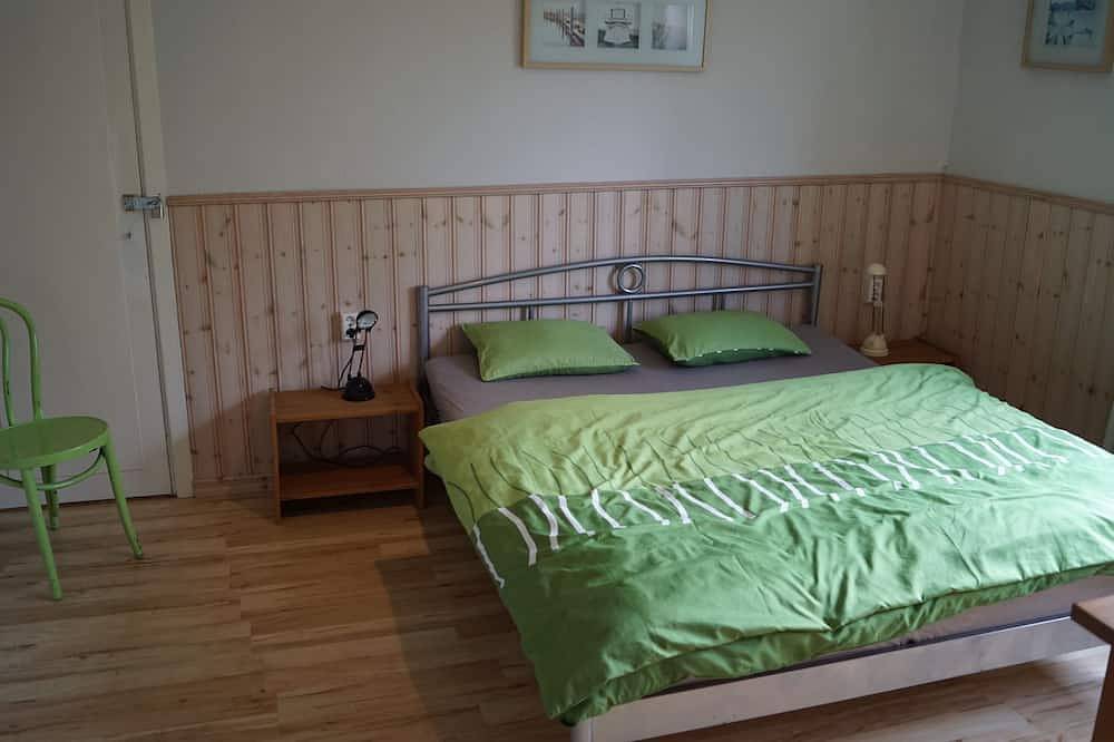 Idyllisches Haus m. Kamin u. Sauna , See 300 m, zw.  Ostseeküste und Vimmerby in Västervik und Umgebung