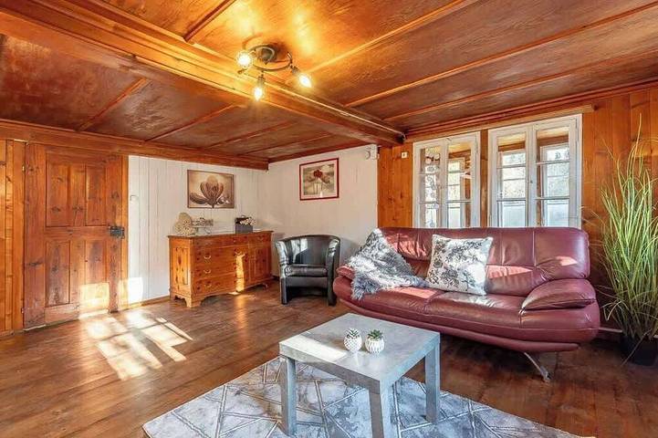 Vacation rental for 4 people, with yard in Swiss Alps