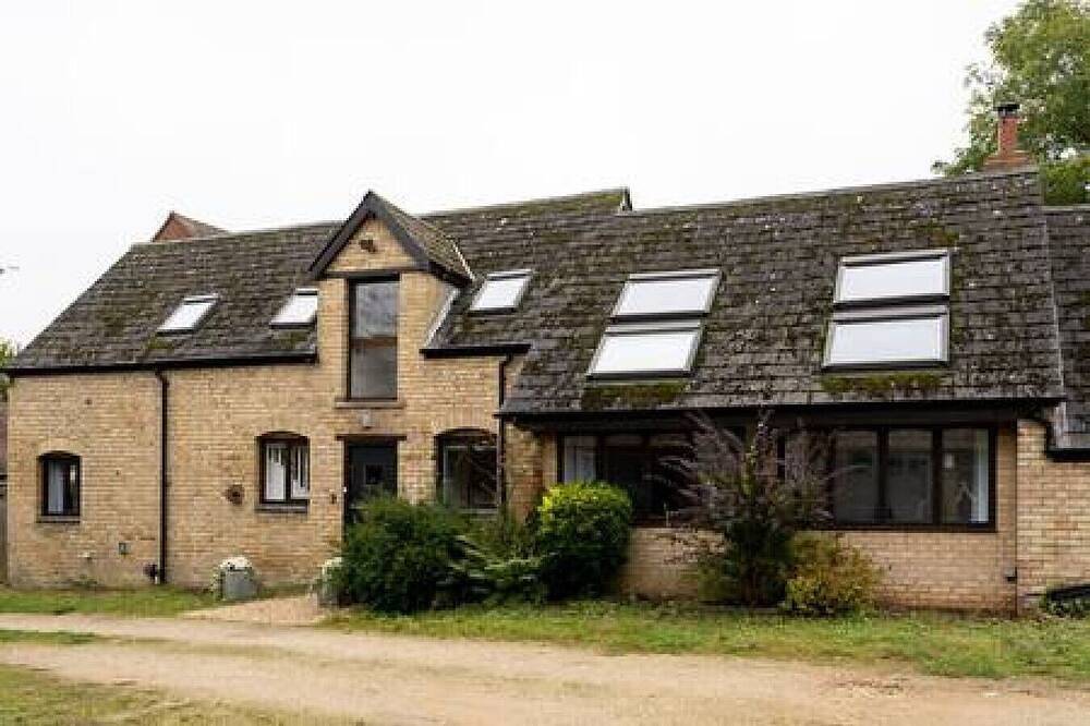 Charming Oxford Cottage in Old Marston, Oxford