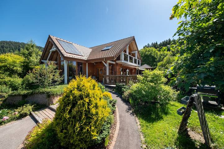 Ferienhaus für 10 Personen, mit Garten und Whirlpool sowie Sauna, mit Haustier in Lothringen