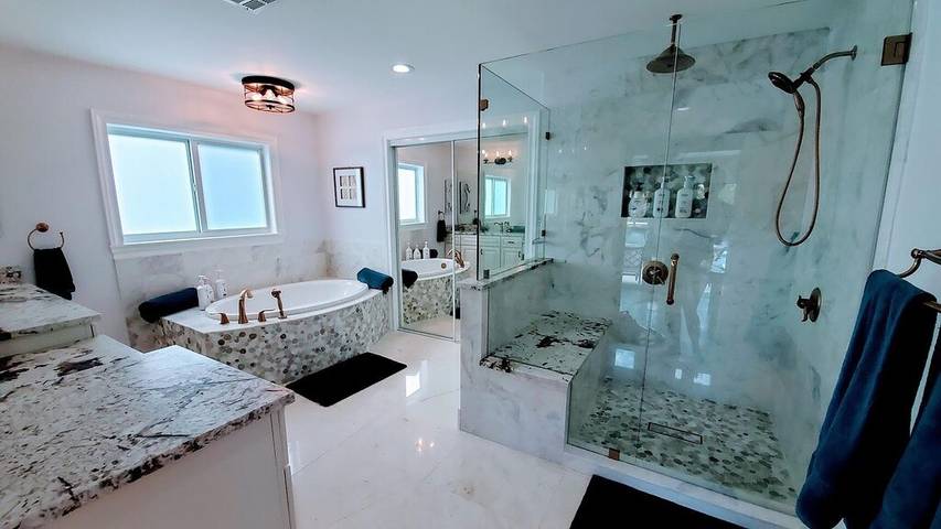 Vacation rental for 8 people, with hot tub and terrace as well as yard in Delray Beach