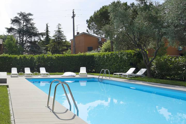 Ferienwohnung für 2 Personen, mit Balkon und Garten, mit Haustier in Sirmione - 2