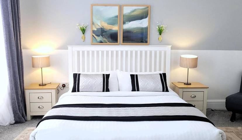 Apartment for 2 people, with Balcony and Terrace as well as View in Wigan