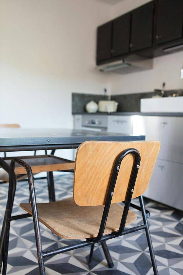 Location de vacances pour 2 personnes, avec terrasse ainsi que jardin et piscine à Belvézet - 4