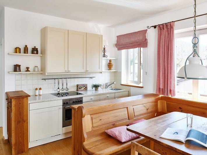 Ferienwohnung für 3 Personen, mit Seeblick und Balkon sowie Ausblick in Gmund - 4