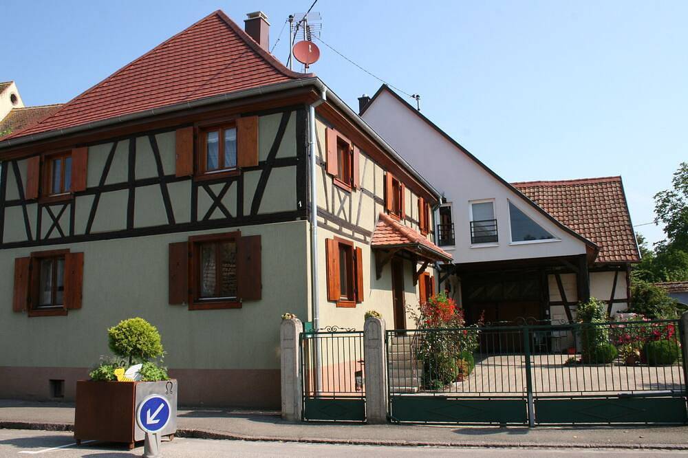 House in Columbage 4**** fully renovated between Strasbourg and Colmar in Bindernheim, Sélestat-Erstein region
