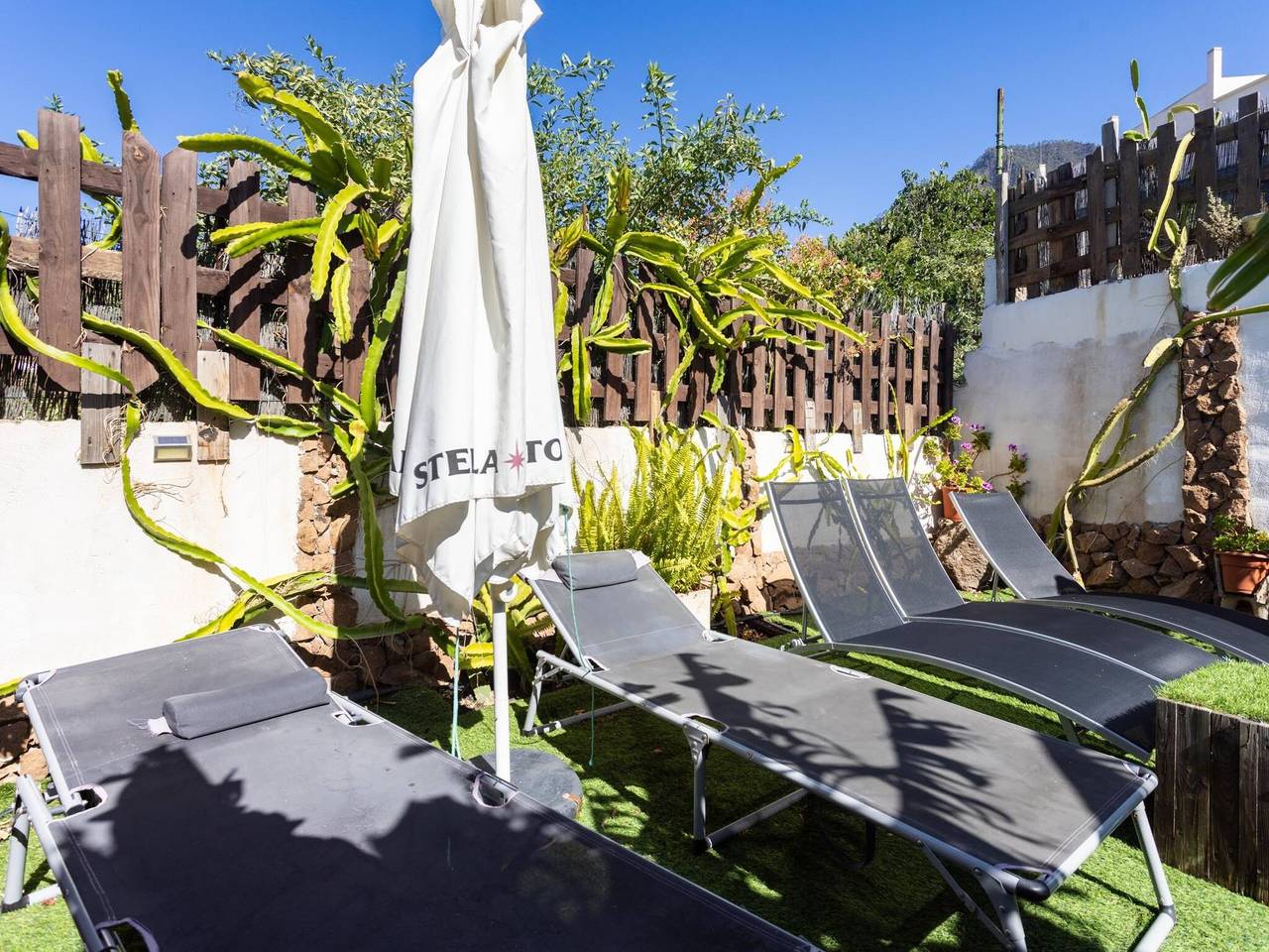 Apartamento entero, Apartamento de vacaciones para 2 personas con balcón in Araya, Candelaria