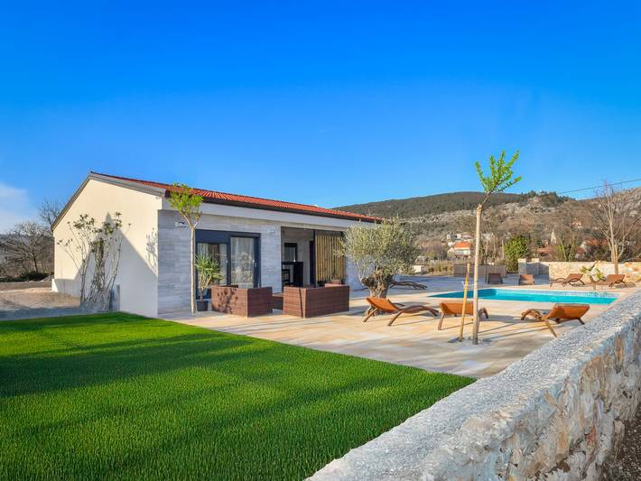 Ferienhaus für 8 Personen, mit Terrasse - 1