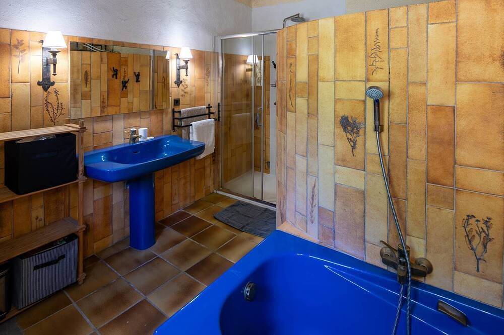 Large Catalan farmhouse in nature with swimming pool, peace and mountain views in Céret, Mediterranean Coast (France)
