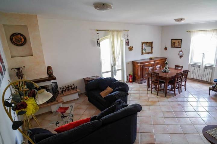 Casa vacanza per 6 persone, con Balcone e Terrazza nonché Giardino e Panorama a Lariano